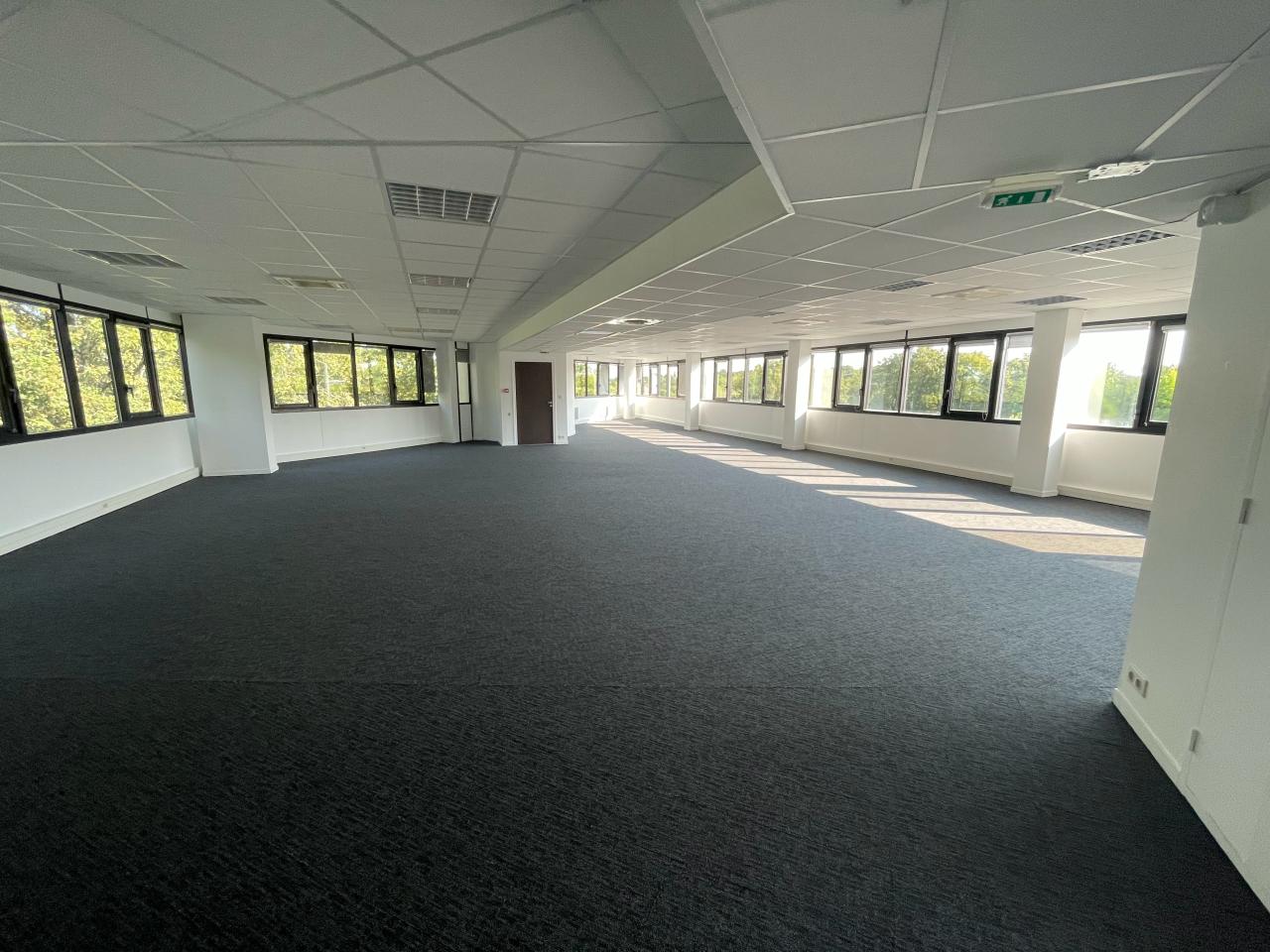 Bureau Nantes 1035m² Location bureau Nantes Loire-Atlantique OLBUR2531057 4